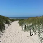Beautiful In Near Apartamento Callantsoog
