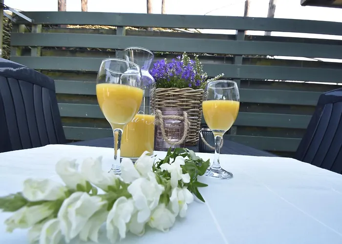 Beautiful In Near Apartamento